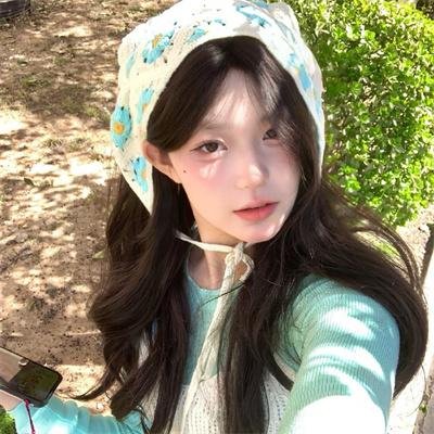 小怪物海报