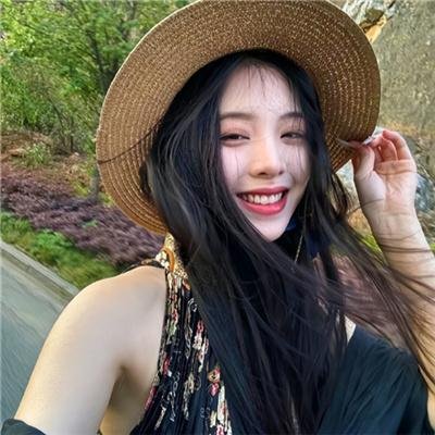 俏探女娇娃海报